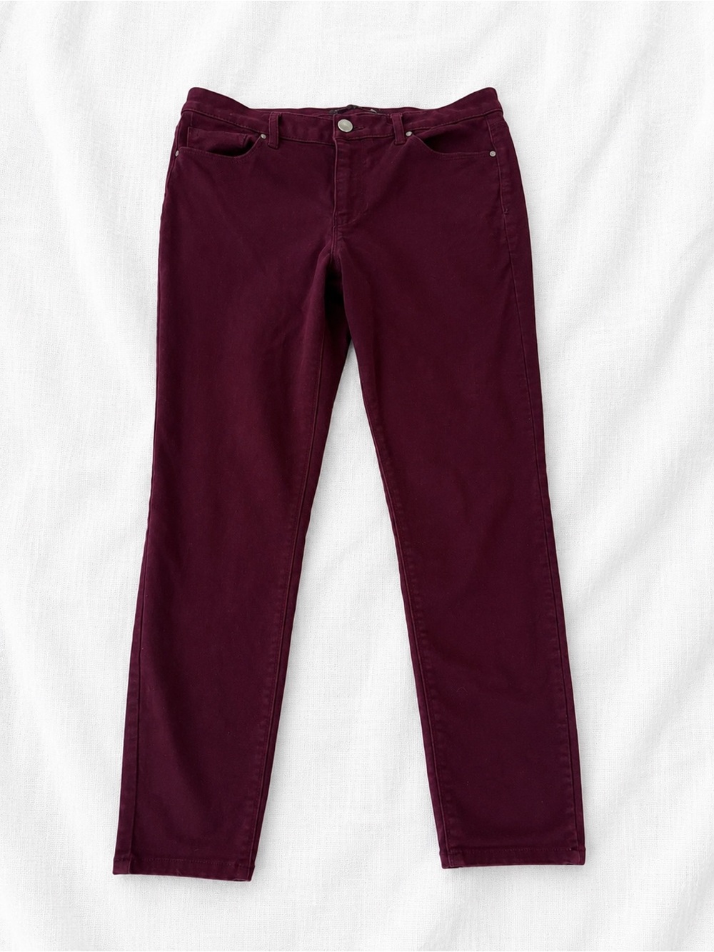Design Lab Lord & Taylor Women’s Skinny Jeans in Burgundy